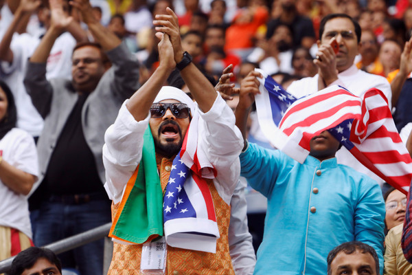 ▲▼川普與印度總理莫迪（Narendra Modi）22日於休士頓NRG體育館公開會晤，現場萬名印裔公民支持（圖／路透）