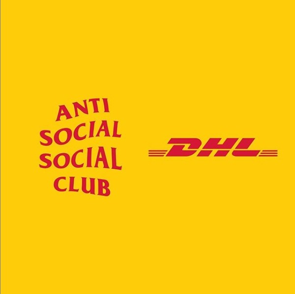 ▲Anti Social Social Club x DHL。（圖／翻攝自IG@Anti Social Social Club、MR PORTER官網）