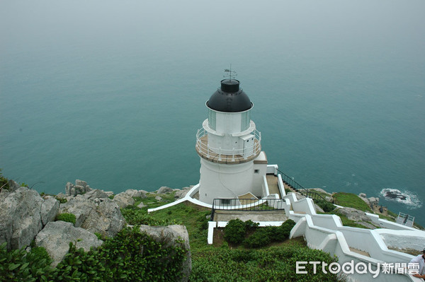 ▲▼馬祖東引島燈塔。（圖／交通部觀光局提供）