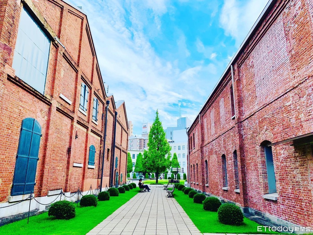 餐具控必訪「日本版松菸」則武森林！紅磚屋配綠地好像在歐洲還能瓷器