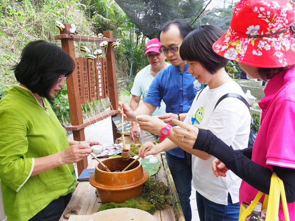 ▲▼ 阿里山四季茶旅 秋季地景茶會。（圖／記者翁伊森翻攝）