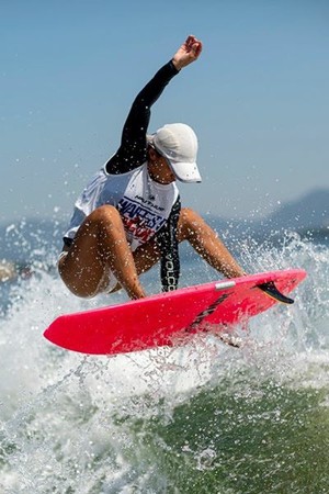 ▲亞洲滑水錦標賽，Wakesurf台灣女神Anita陳羽榛奪隊史首金 。（圖／中華滑水總會提供） 