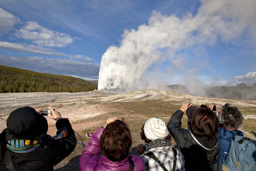 黃石公園,老忠實間歇泉,Old Faithful Geyser（圖／達志影像／美聯社）