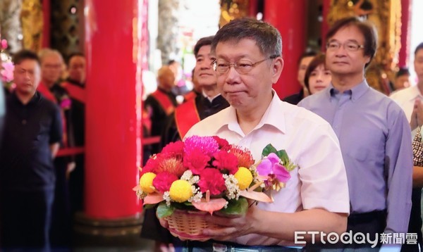 ▲▼柯文哲出席松山慈祐宮-天上聖母重陽飛昇1032年三獻大典。（圖／記者徐斌慎攝）