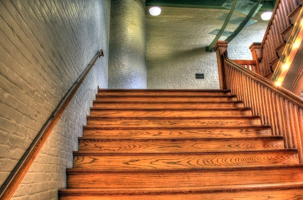 ▲▼樓梯,階梯。（圖／取自免費圖庫Pixabay）