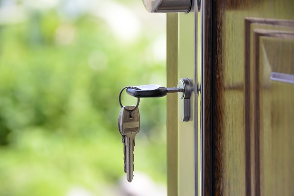 ▲▼鑰匙,賣房,門,租房。（圖／pixabay）