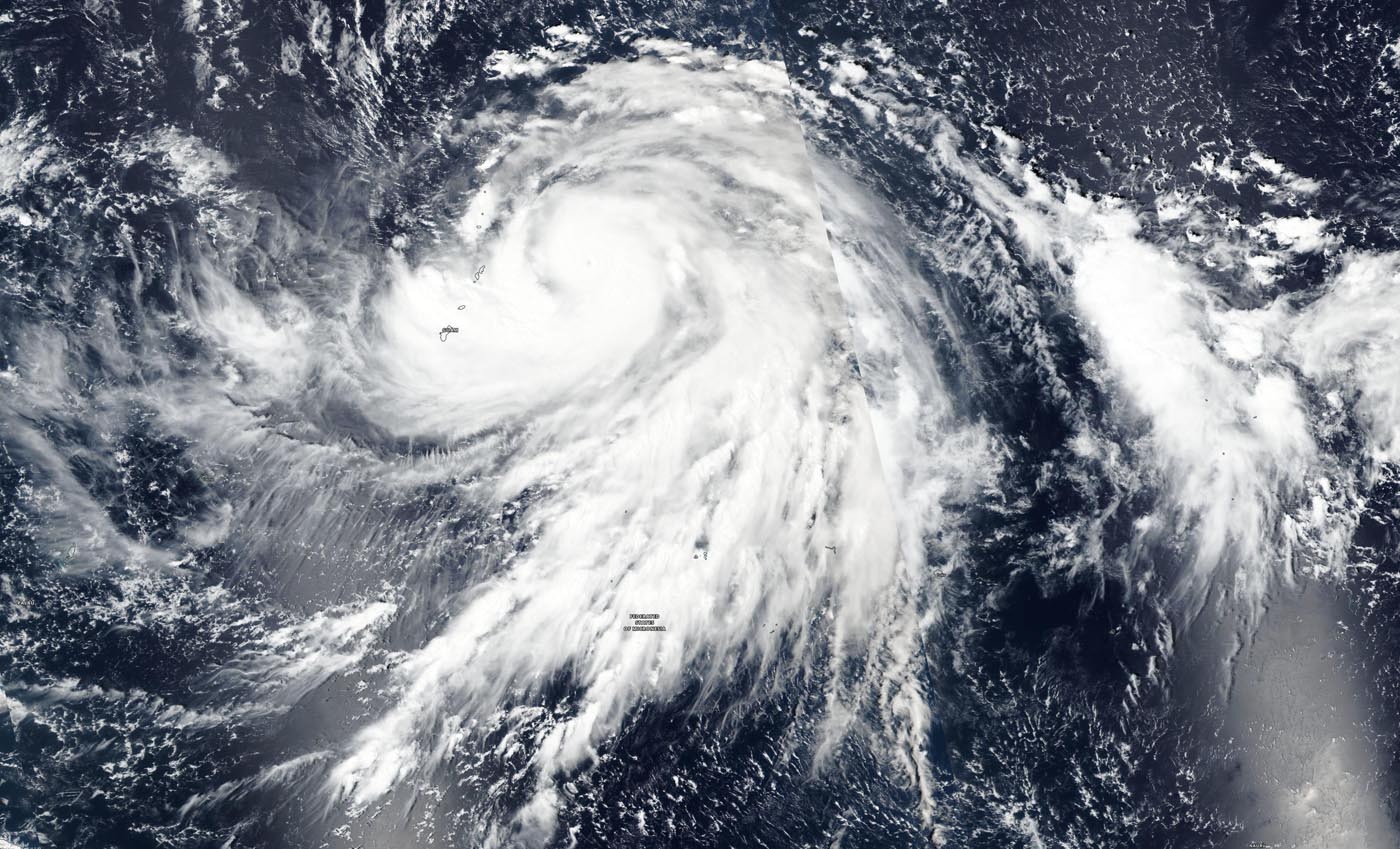 ▲▼NASA曝最強颱風照！哈吉貝24小時罕見「暴壯」　日專家：威力不減直撲關東。（圖／翻攝NOAA、NAVY、NASA）