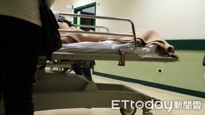25歲女肚子痛「1個多月後過世」　醫曝癌王4症狀別拖了！