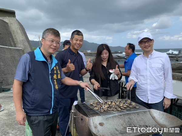 ▲ 侯Sir出任務！貢寮行銷鮑魚、九孔。（圖／新北市漁業處提供）