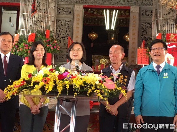 陪同走訪台中潭雅神選區　洪慈庸：與蔡英文並肩作戰 | ETtoday新聞