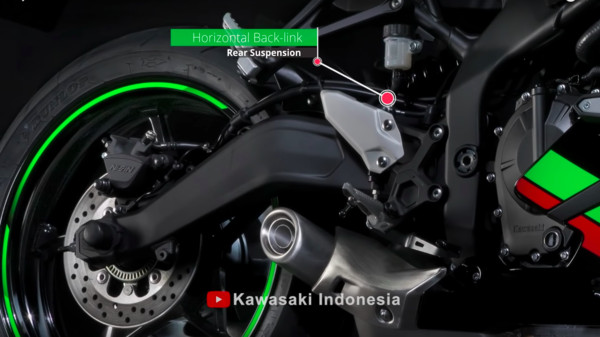 ▲新待轉區王者！Kawasaki Ninja ZX-25R「4缸250重機」亮相。（圖／翻攝自Youtube／Kawasaki Indonesia）
