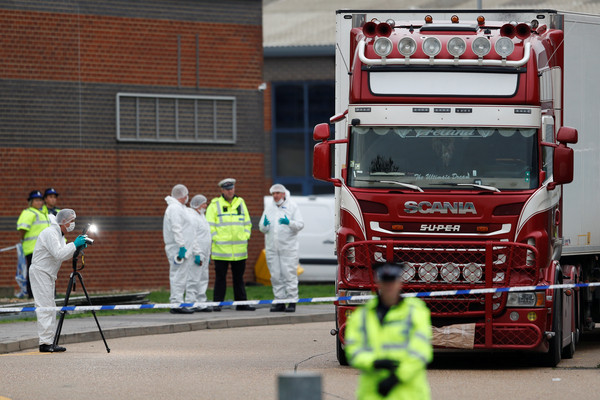 ▲▼英國埃塞克斯郡一個冷凍貨櫃發現39具屍體，警方證實死者均為中國公民。（圖／路透）