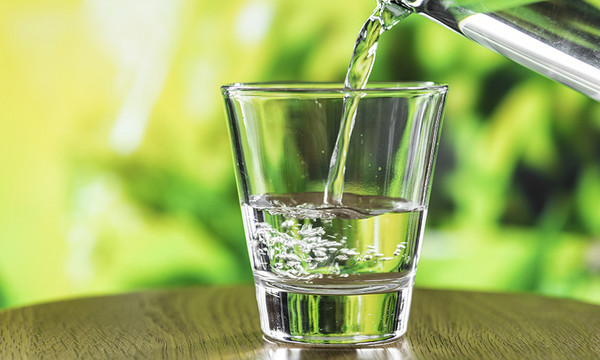 喝水也能養生！　8個方法快學起來