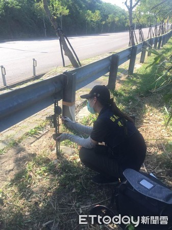 ▲警方積極追查偷38台相機的竊賊。（圖／記者黃孟珍翻攝）