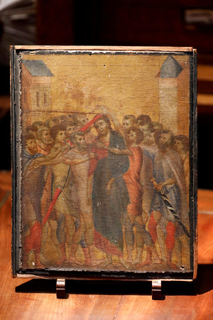 ▲▼2019年9月24日,文藝復興時期的大師契馬布埃（Cimabue）消失已久的畫作《受嘲弄的基督》（Christ Mocked）被發現。（圖／路透）