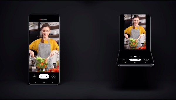▲三星新款摺疊手機。（圖／翻攝自YouTube／Samsung Newsroom）