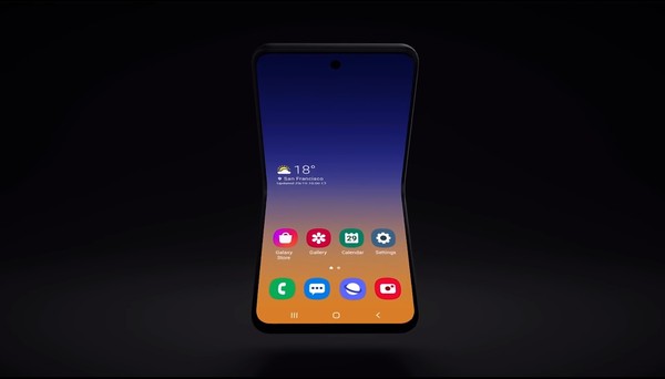 ▲三星新款摺疊手機。（圖／翻攝自YouTube／Samsung Newsroom）