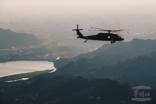 UH-60M直升機簡介