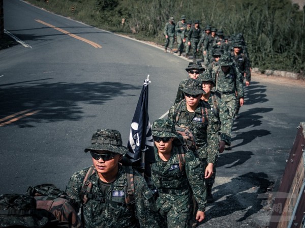 陸軍機步333旅行軍訓練　展現埔光部隊光榮傳統