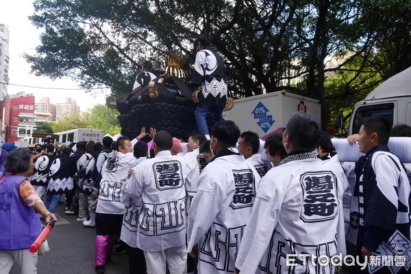 ▲「2019台北溫泉季」日本松山市帶來3座大神轎。（圖／記者彭懷玉攝）