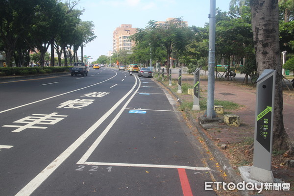 ▲台南市智慧路邊停車計費系統，11月4日起再擴大啟用至安平區等路段 。（圖／記者林悅翻攝）