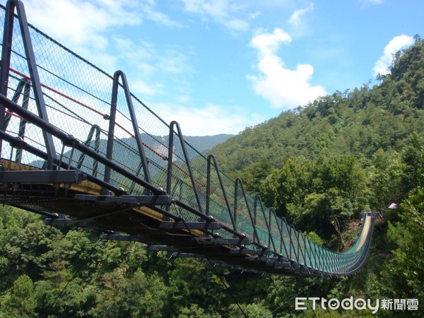 ▲▼      2歲童墜落奧萬大吊橋       。（圖／林務局提供）