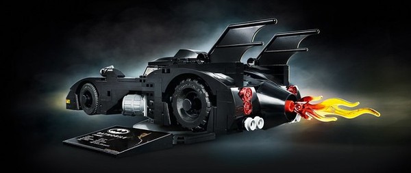 樂高推提姆波頓蝙蝠車復刻板　內建「超殺」排氣管大火焰（圖／翻攝自樂高）