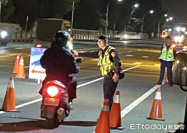 ▲台南市警局再度擴大執行取締酒駕勤務。（圖／記者林悅翻攝）