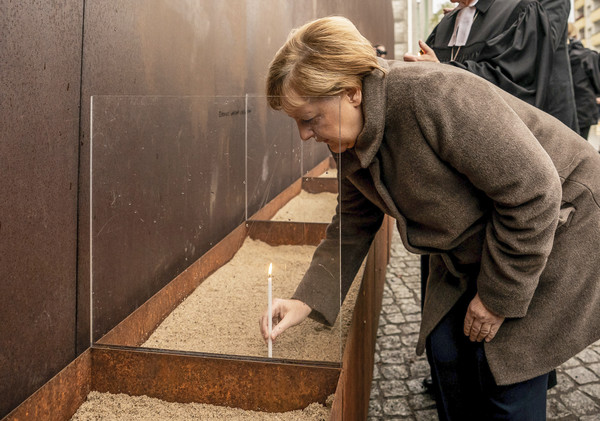 ▲▼德國首相梅克爾（Angela Merkel）出席「柏林圍牆倒塌30周年」紀念典禮。（圖／達志影像／美聯社）