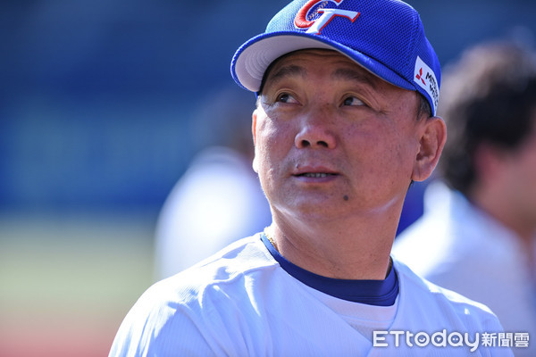 ▲12強棒球賽複賽，中華隊總教練洪一中於羅德海洋球場。（圖／記者林敬旻攝）