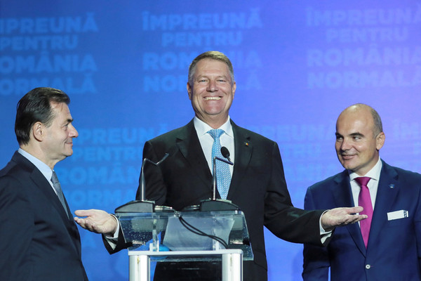 羅馬尼亞大選現任總統呼聲高　出口民調「中間派勝出」：第二輪決選定勝負 |
