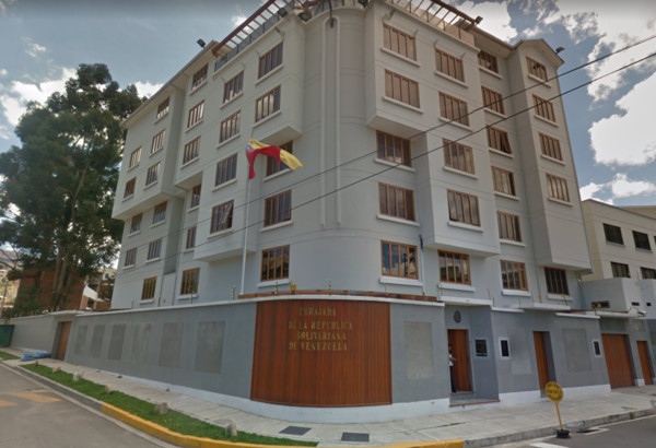 ▲▼ 委內瑞拉駐玻利維亞首都拉巴斯（La Paz）大使館10日遭到侵襲。（圖／翻攝自google maps）