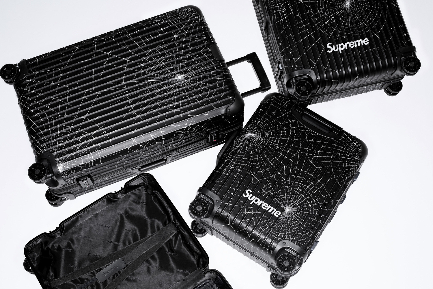 ▲Supreme X RIMOWA聯名系列。（圖／翻攝自IG@supreme_leaks_news、@supremenewyork、Supreme）