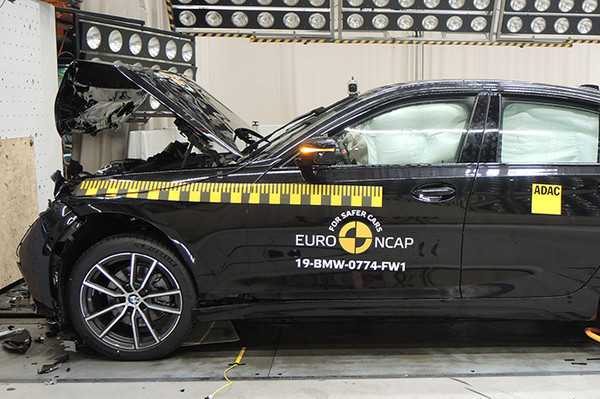 BMW 3系列歐洲撞擊測試「5顆星」過關　97％成人防護表現備受肯定（圖／翻攝自Euro NCAP）