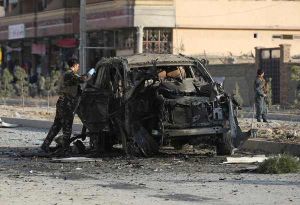 ▲阿富汗首都喀布爾（Kabul）13日早上通勤時間發生汽車炸彈攻擊。（圖／路透）