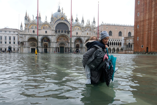 ▲威尼斯大水、淹水、洪水。（圖／路透社）