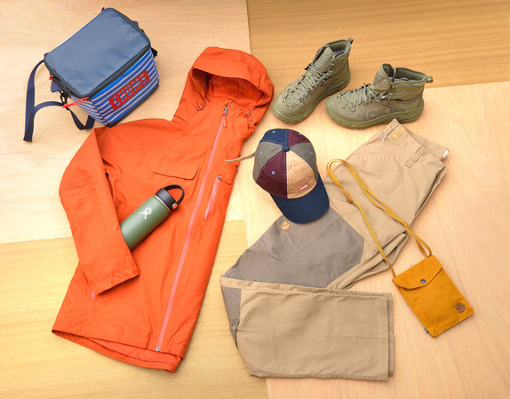 ▲秋冬登山露營戶外探險 服飾裝備一次備齊。（圖／摩曼頓提供）