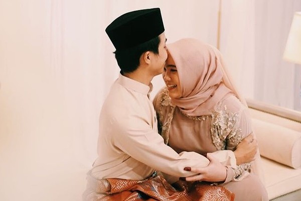 ▲▼馬來西亞Suami Airina Roslan與Muhammad Amirul Ashraf見面三次就結婚。（圖／翻攝自IG）
