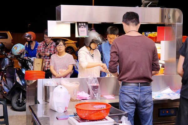 ▲鍋底撈麻辣藥膳滷味。（圖／橘子狗愛吃糖提供）