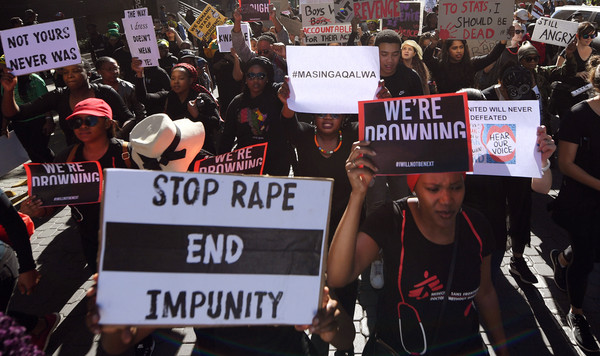▲▼南非性別暴力示威。（圖／達志影像／美聯社）