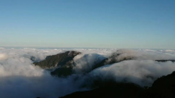 ▲▼太平山氣勢磅礡雲瀑美景。（圖／太平山莊提供，下同）