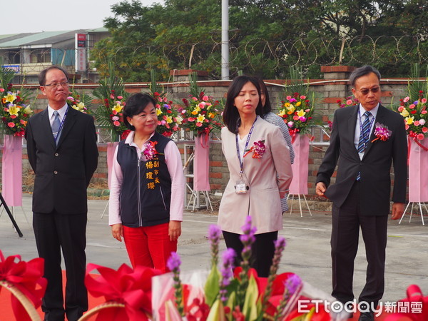 ▲楊瓊瓔和洪慈庸2人再度對決，上午出席動土典禮毫無互動。（圖／記者鄧木卿攝）