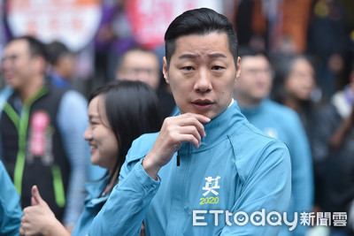 林昶佐評估：中正萬華區立委選情　與林郁方呈現五五波