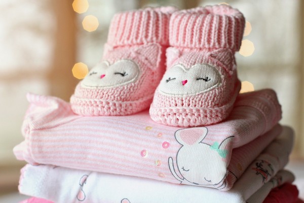 ▲▼    嬰兒鞋,粉紅色,         。（圖／取自免費圖庫pixabay）