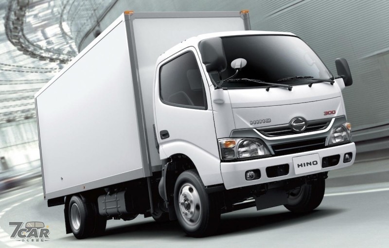 Fuso Fb Hino 300總重提昇至5噸 小貨車提升載重合法上路 Ettoday車雲 Ettoday新聞雲
