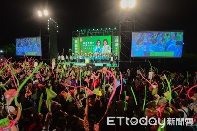 嘉義市立委8搶1激戰　選前之夜中央圓環分兩區尬聲量