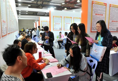 大陸青年失業率拉警報！　8月攀升至18.9％、創今年新高