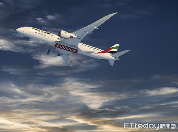 ▲波音公司與阿聯酋航空宣布雙方已敲定一紙包括30架787-9夢想飛機(Dreamliner)的購機訂單，協議交易總值約合新台幣2,685億元。（圖／波音提供）