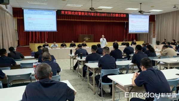 ▲警政署督察林再本日前參加屏東縣內埔警分局11月份聯合勤教。（圖／記者陳崑福翻攝）