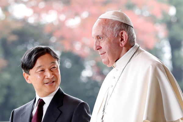 ▲▼羅馬天主教教宗方濟各（Pope Francis）訪日，德仁天皇迎接，東京巨蛋彌撒。（圖／路透）
